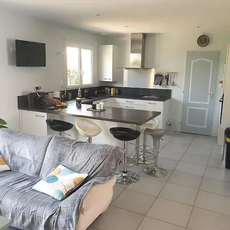 Maison Spacieuse Au Calme A 5 Min Du Mans ヴィラ *
